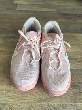 Nike Kids Pink and White Sneakers Size 5.5Y